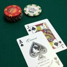 Tampilan turnamen slot mingguan di aplikasi mobile pcpc7